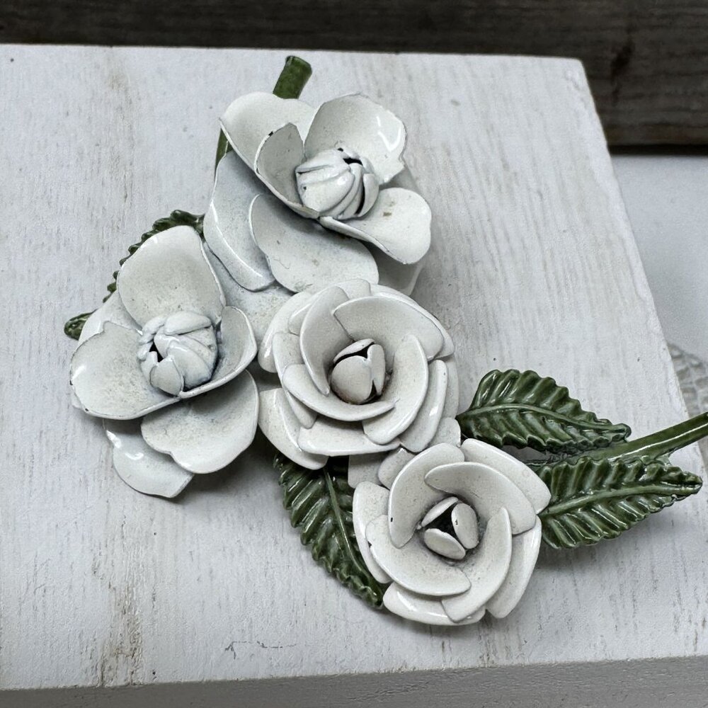 Vintage White & Green Metal Flower Brooch 2.50"